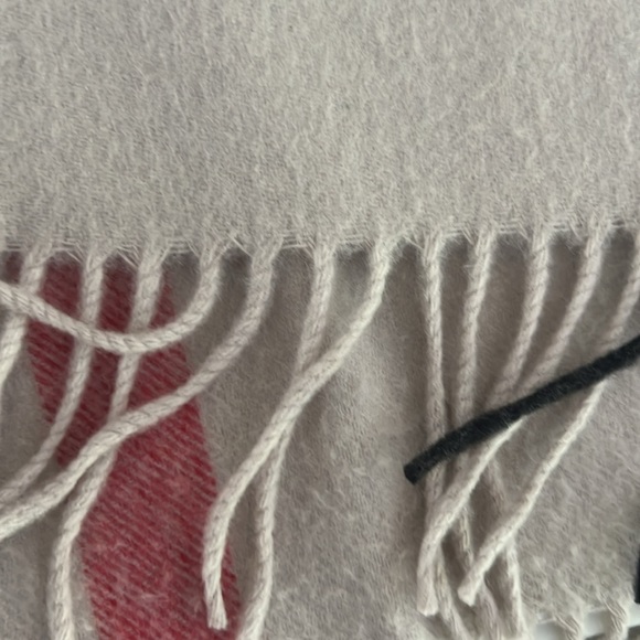 Burberry poncho wrap - Picture 3 of 9